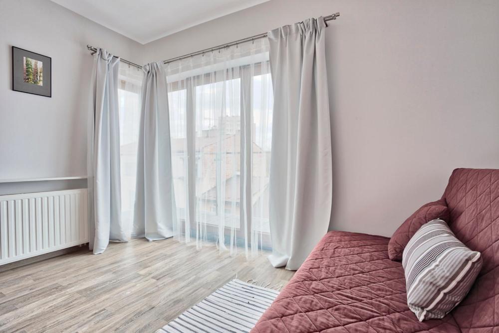 Family Apartment By Tyzenhauz كراكوفيا المظهر الخارجي الصورة