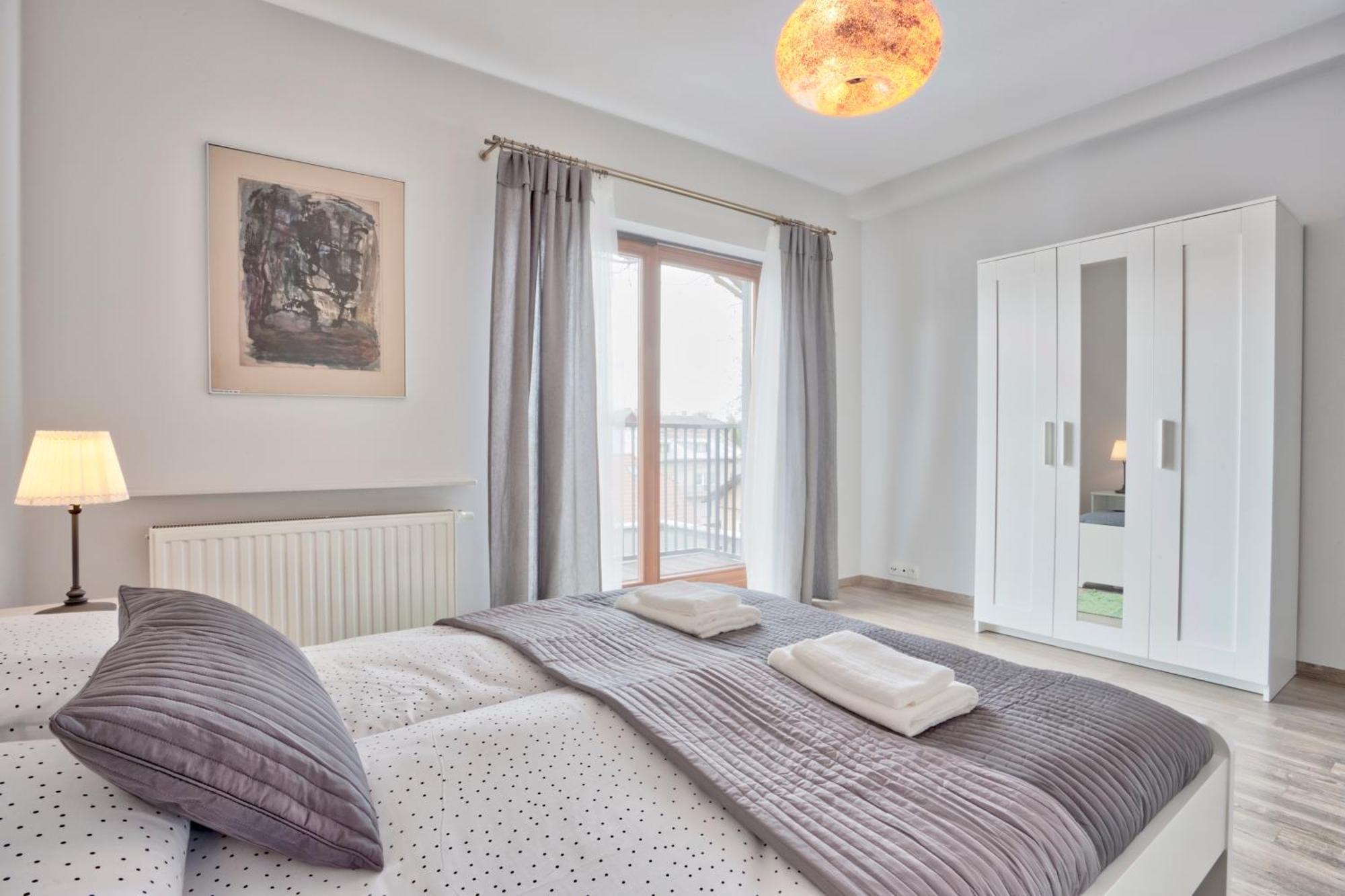 Family Apartment By Tyzenhauz كراكوفيا المظهر الخارجي الصورة